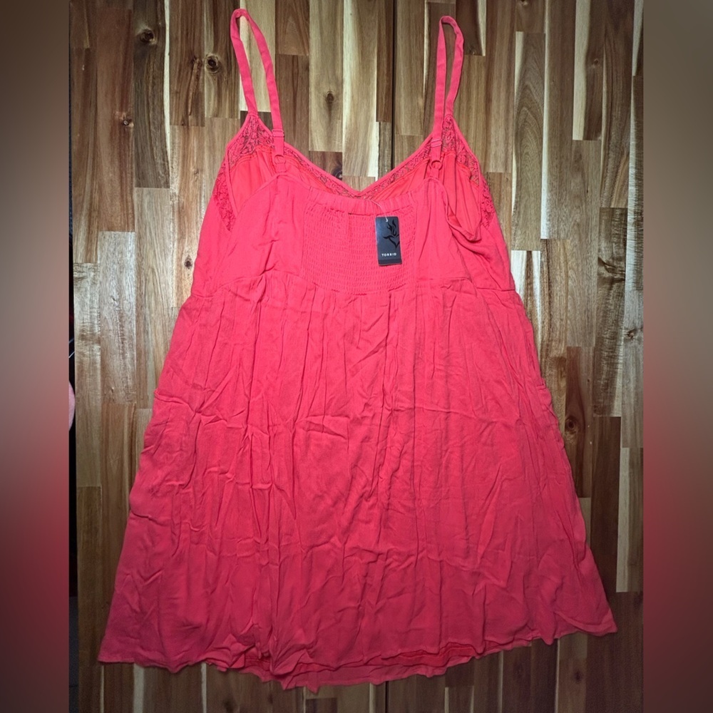 TORRID Coral Orange Pink Sleeveless Lace Front Smocked Back Gauze Mini Dress Sz5 - Picture 3 of 9